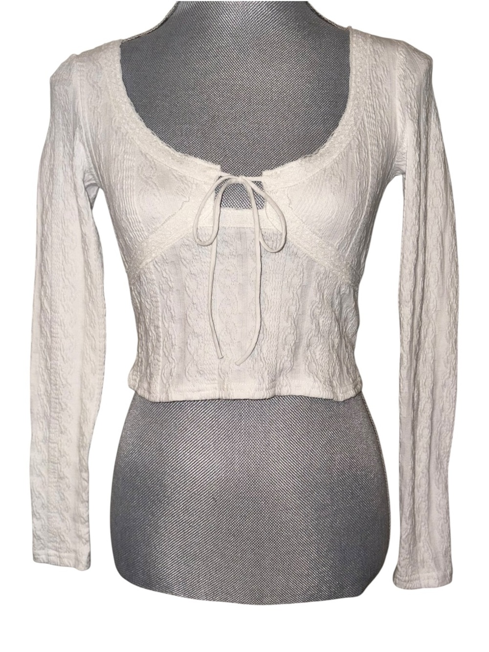 Edikted White Textured Tie Front Crop Top Long Sleeve Size S - Picture 2 of 11